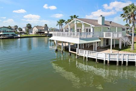1303 Coral Way