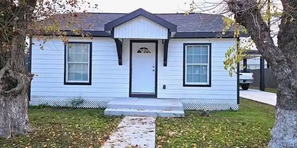 311 N Ann