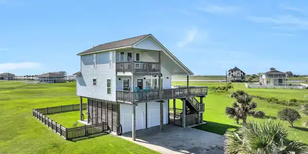 3902 Warrior Court