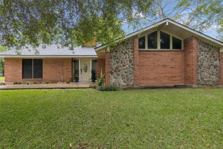 1206 Fay Road