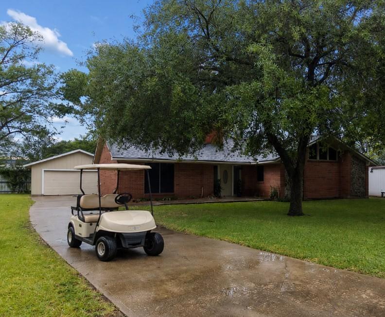 Image 3: Golf cart living all around Kemah and Clear Lake S