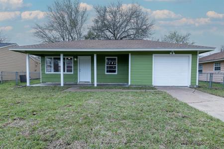 708 N CIRCLE