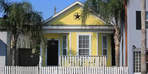 808 Broadway
