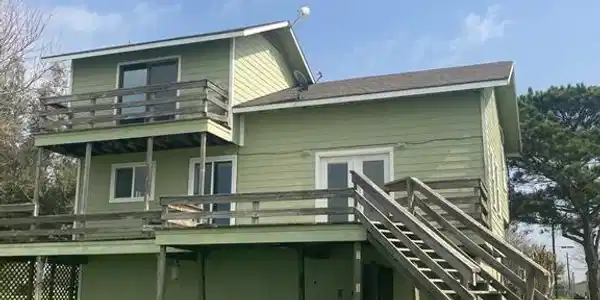 722 W Bayshore