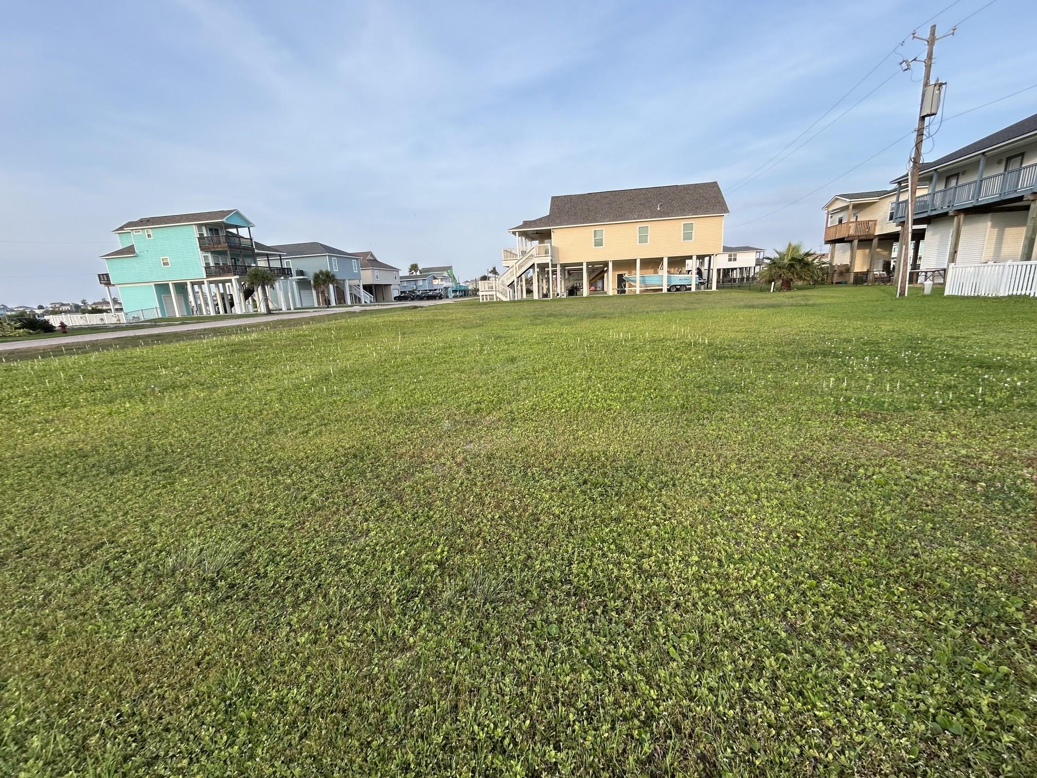 Image 4: looking East