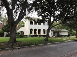 7 Cedar Lawn Drive