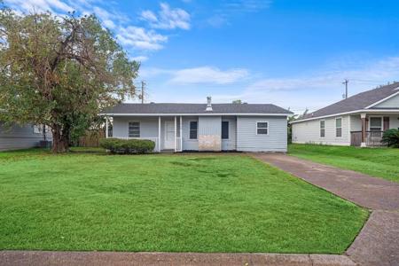 1529 Wayside Drive