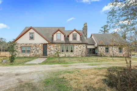 9009 Lazy Lane