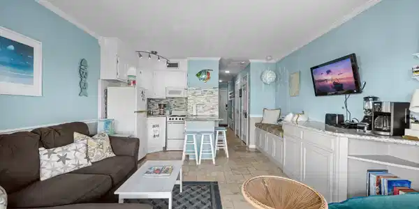 6102 Seawall Boulevard