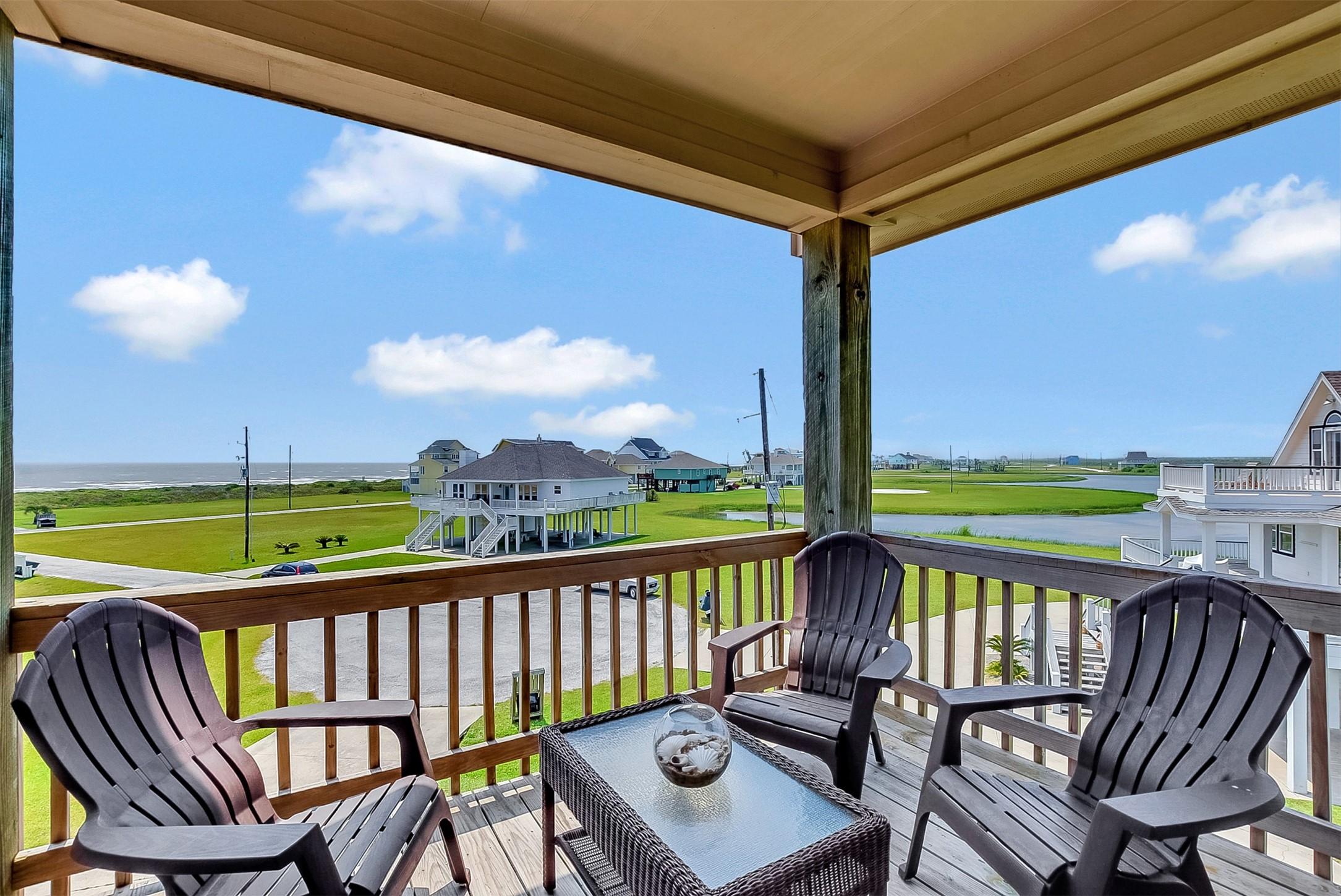 Image 1: This house has Spectacular views of the ocean!