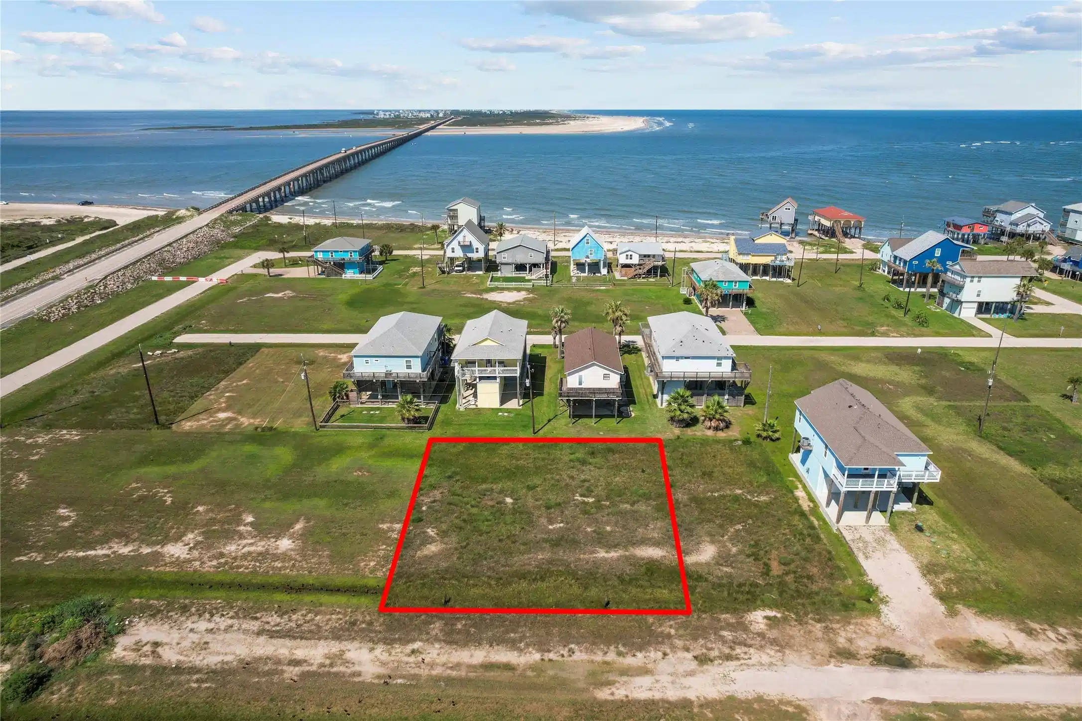 Image 1: Welcome to 13226 Buccaneer Parkway&mdash;where your Texa