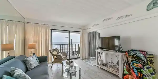 7310 Seawall Boulevard