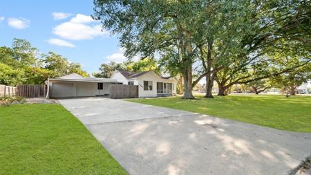 2400 Wright Boulevard