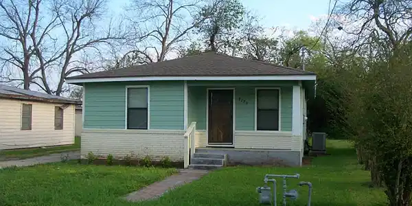 6223 Linton Lane