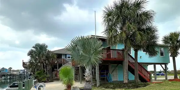 211 Anchor Drive