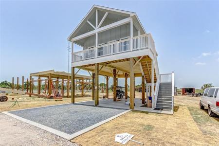 1098 Cedar Lane