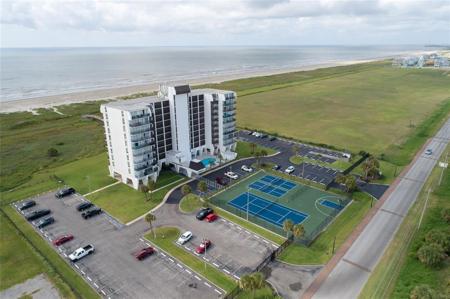 415 East Beach Drive