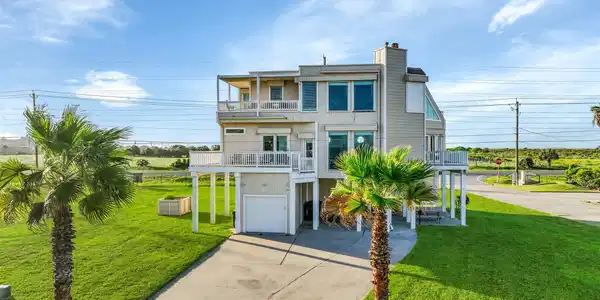 19131 Kahala Drive