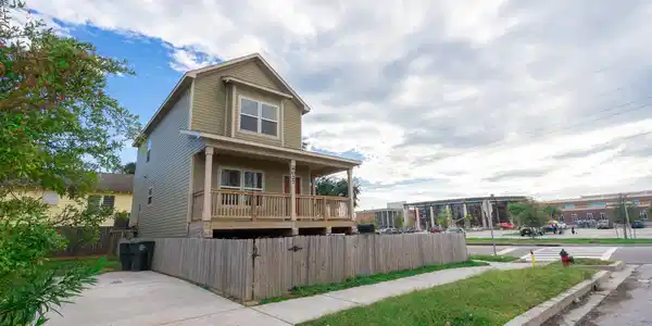 4027 Avenue N 1/2