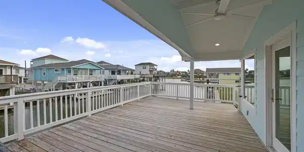 Image 4: 16708 Cabeza De Vaca, Jamaica Beach, TX 77554