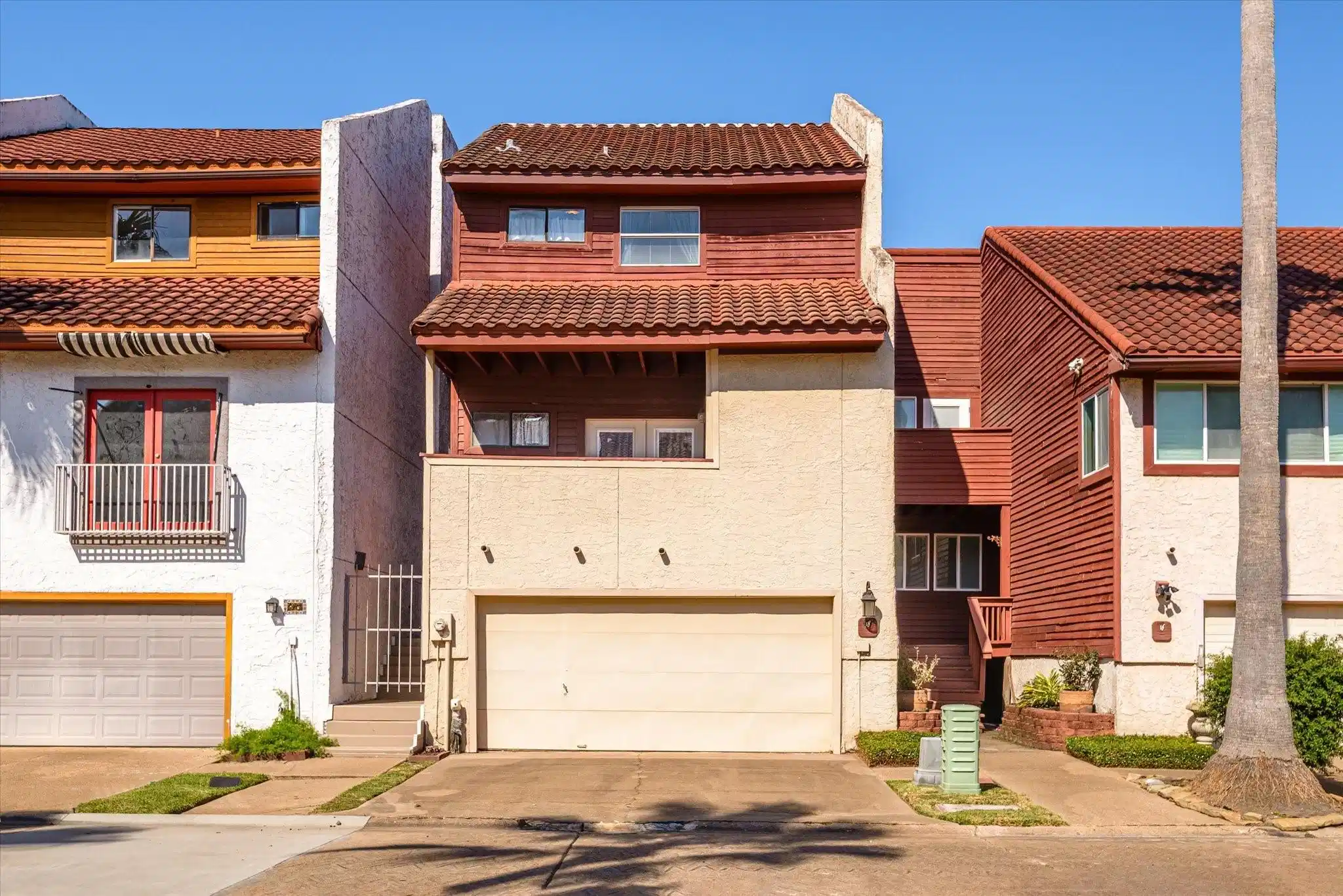 Image 1: View of Front of Home