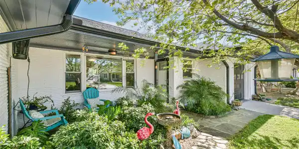1425 Harbor View Drive