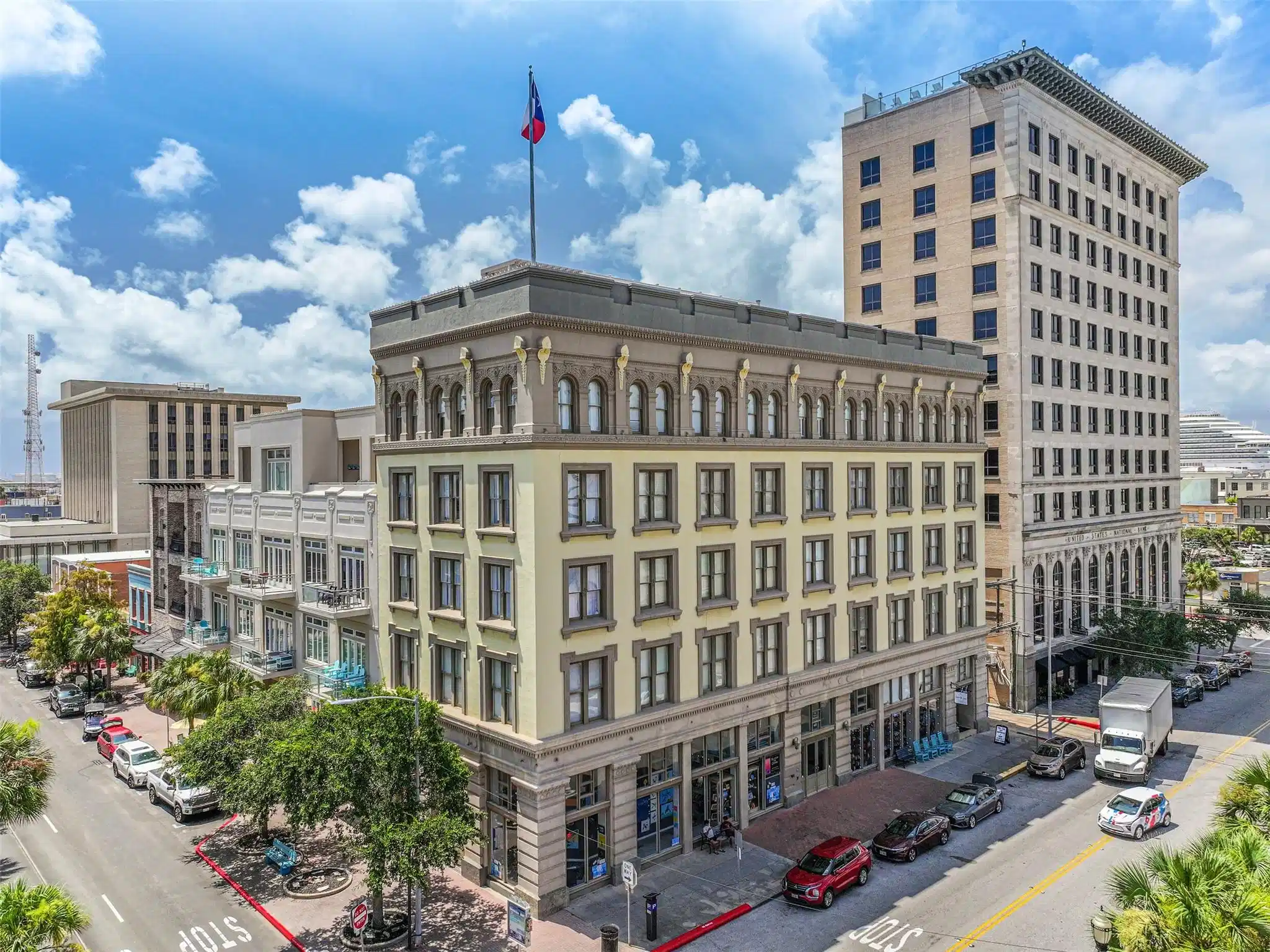 Image 1: The historic Texas Building offers distinctive arc