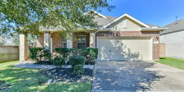 2539 Blue Heron Circle