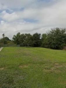 1421 W Procter Street