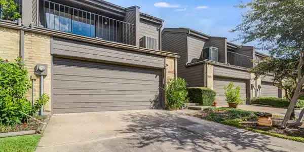 18024 Starboard Drive