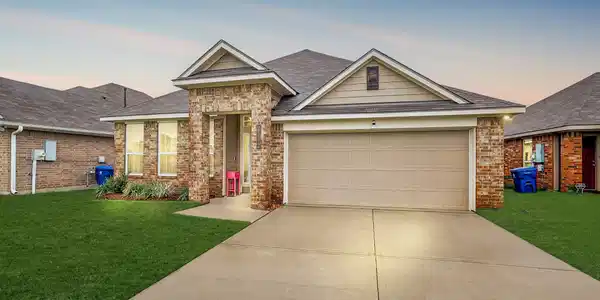 2702 Aquamarine Court