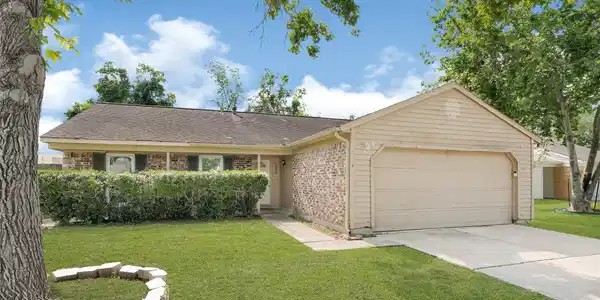 346 Wedgerock Drive
