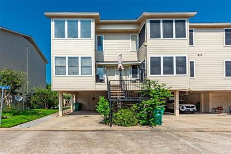1914 Harbour Drive