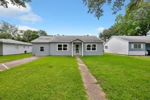 1518 Wayside Drive Drive