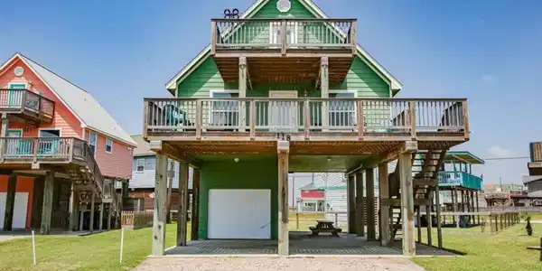 118 Point Lafitte Court
