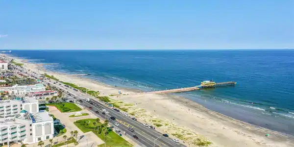 6102 Seawall Boulevard