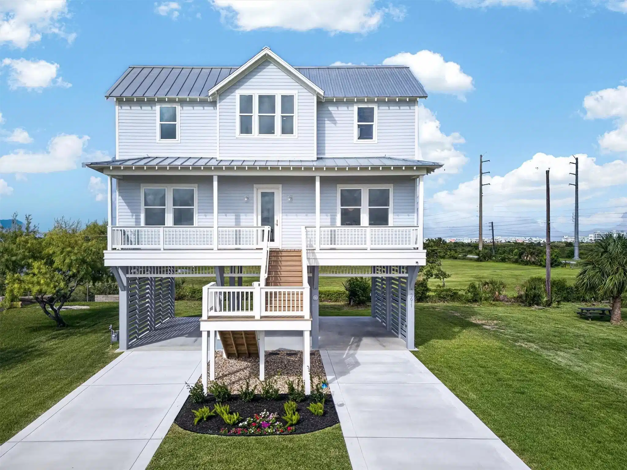 Image 1: Enjoy this stunning new construction home with end