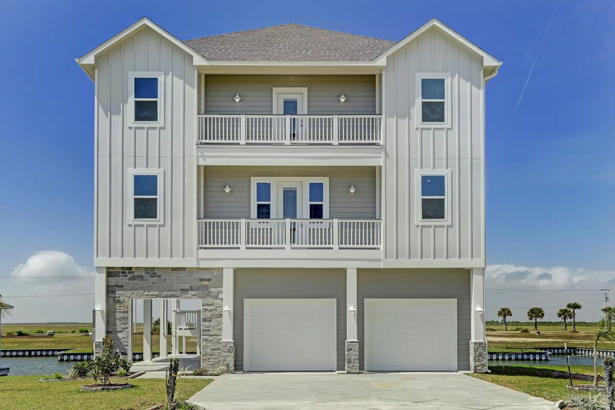 Image 1: Welcome to 20 Largo, where luxury & waterfront liv