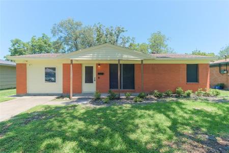 1806 15th Avenue