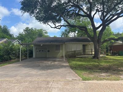 612 Honeysuckle Drive