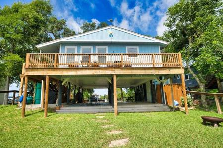 1045 Private Road 652