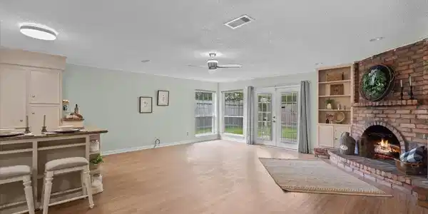 887 Silverpines Road