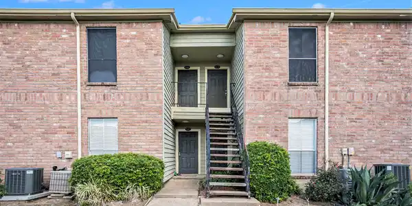 18800 Egret Bay Boulevard