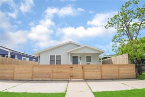 4823 Avenue Q 1/2