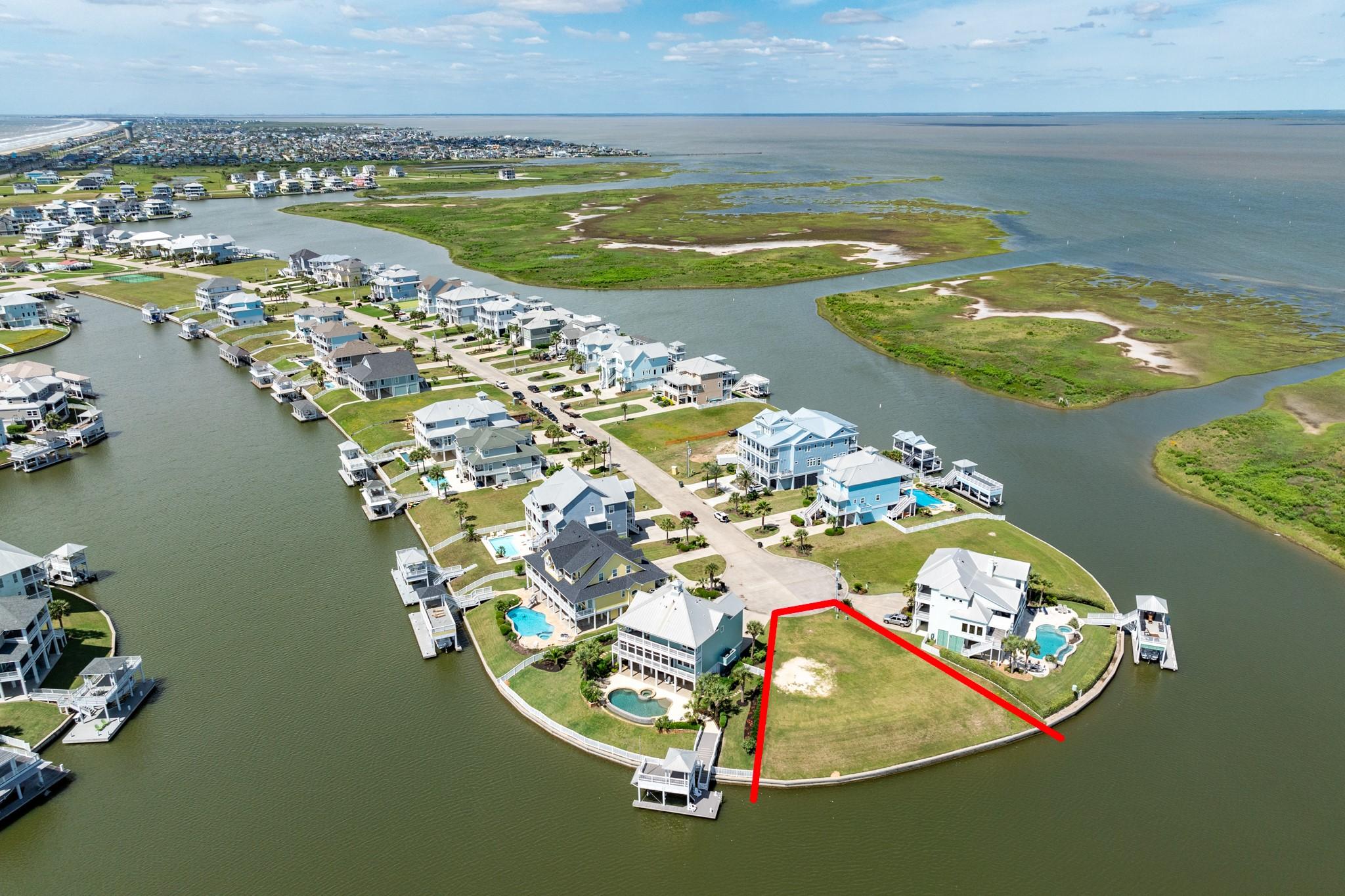 Image 4: Aerial view of the lot showing proximity to the en