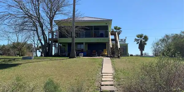 228 Speckled Trout Loop Loop