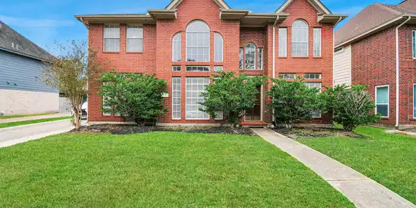 2543 Acadiana Lane