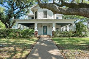 132 8th Avenue