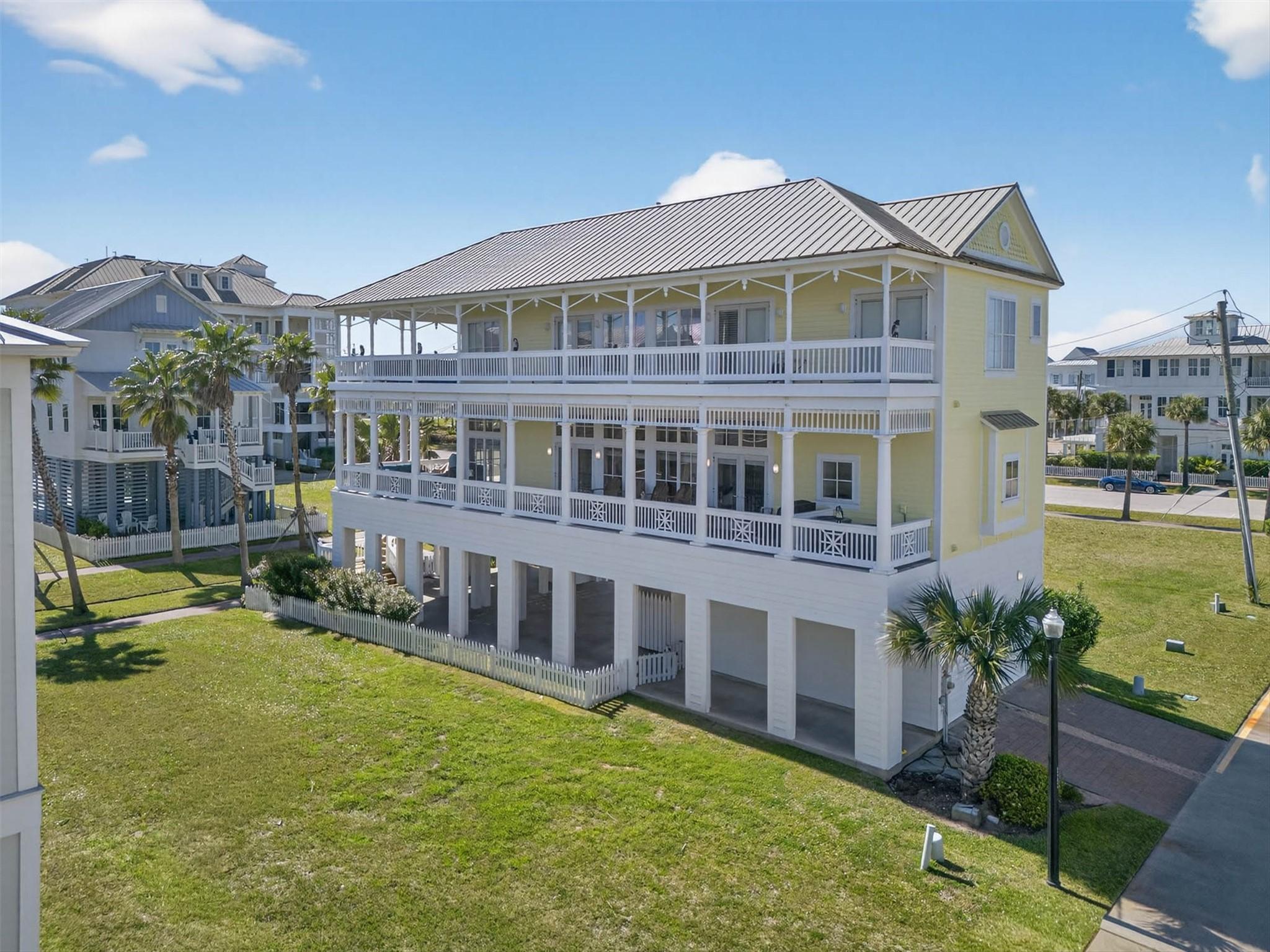 Image 2: Enjoy the luxury of two covered balconies with coz