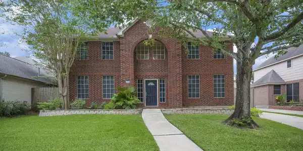 2814 Carmel Woods Drive